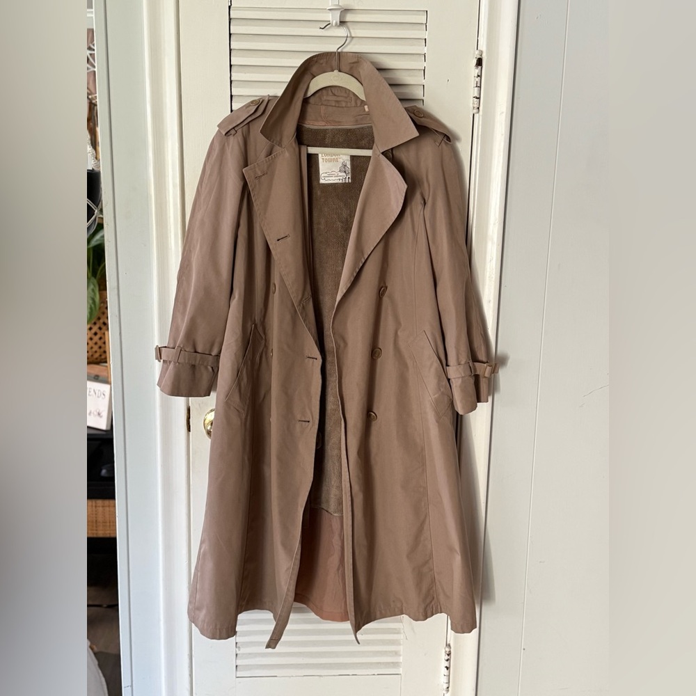 London Towne VTG Classic Beige Trench Coat Size 12 PET
